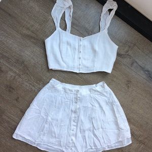 TWO PIECE WHITE SUMMER SET (crop top and skirt)
